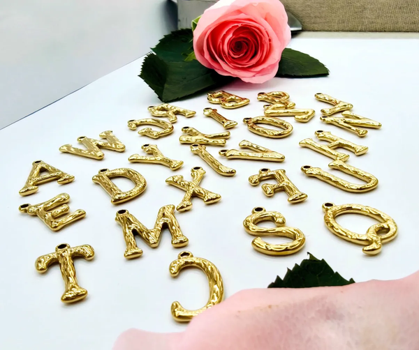 Elyyvera-Organic Gold Initial Charm